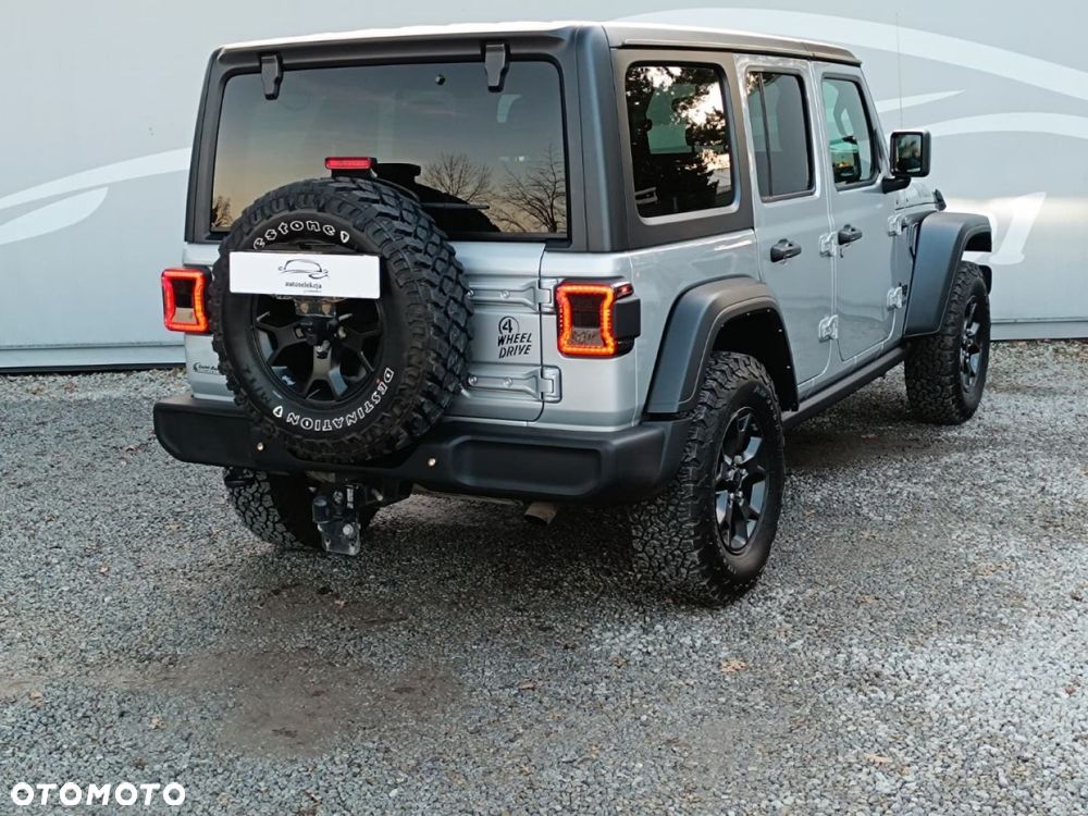 Jeep Wrangler - 13