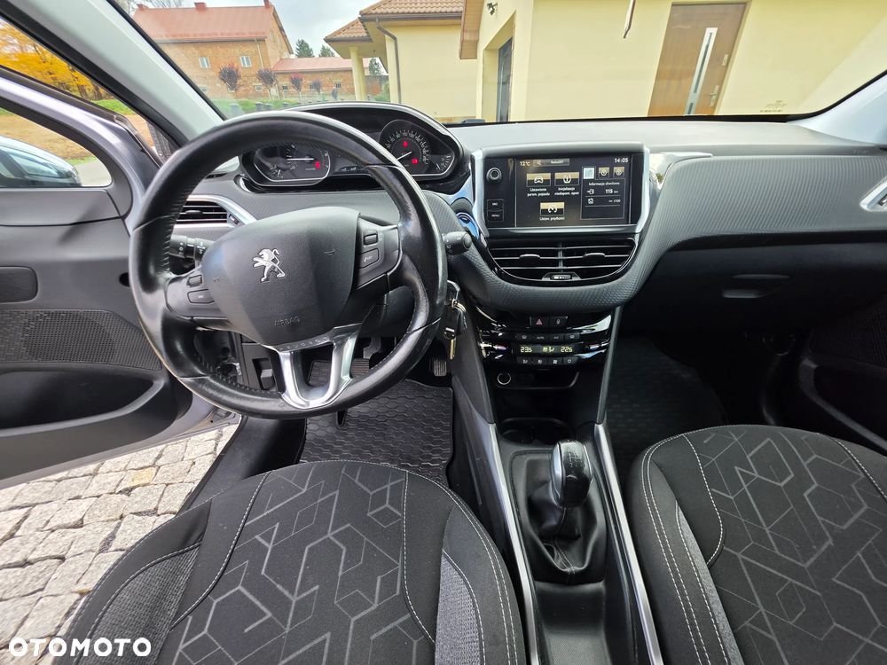 Peugeot 2008 PureTech 82 Active - 24