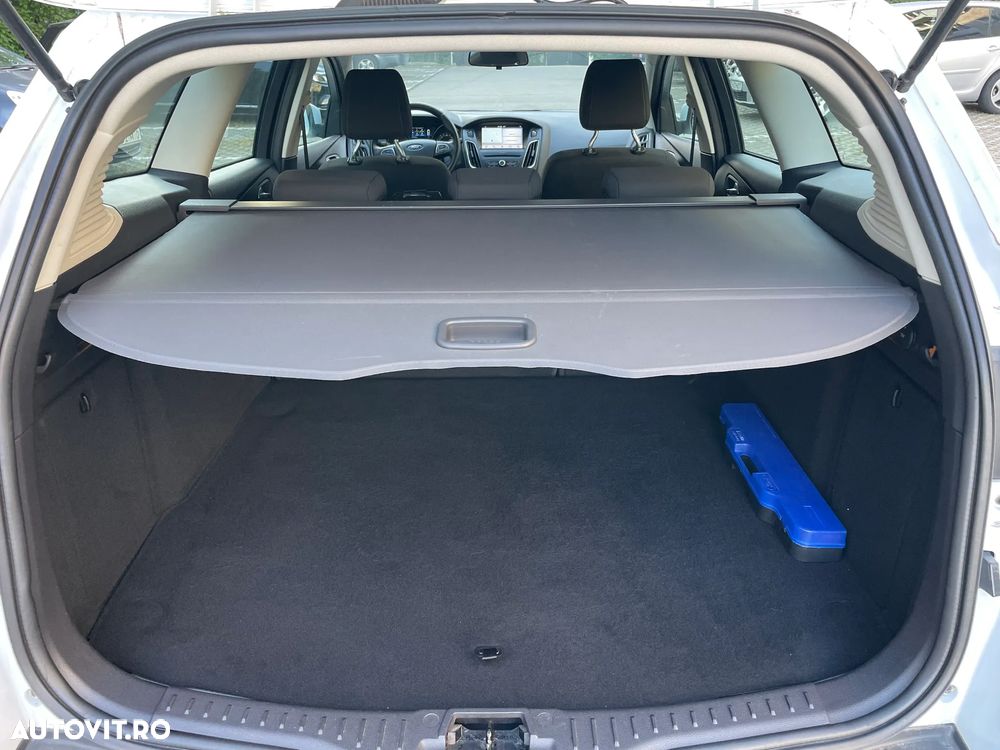 Ford Focus 1.5 EcoBlue Start-Stopp-System TREND - 11