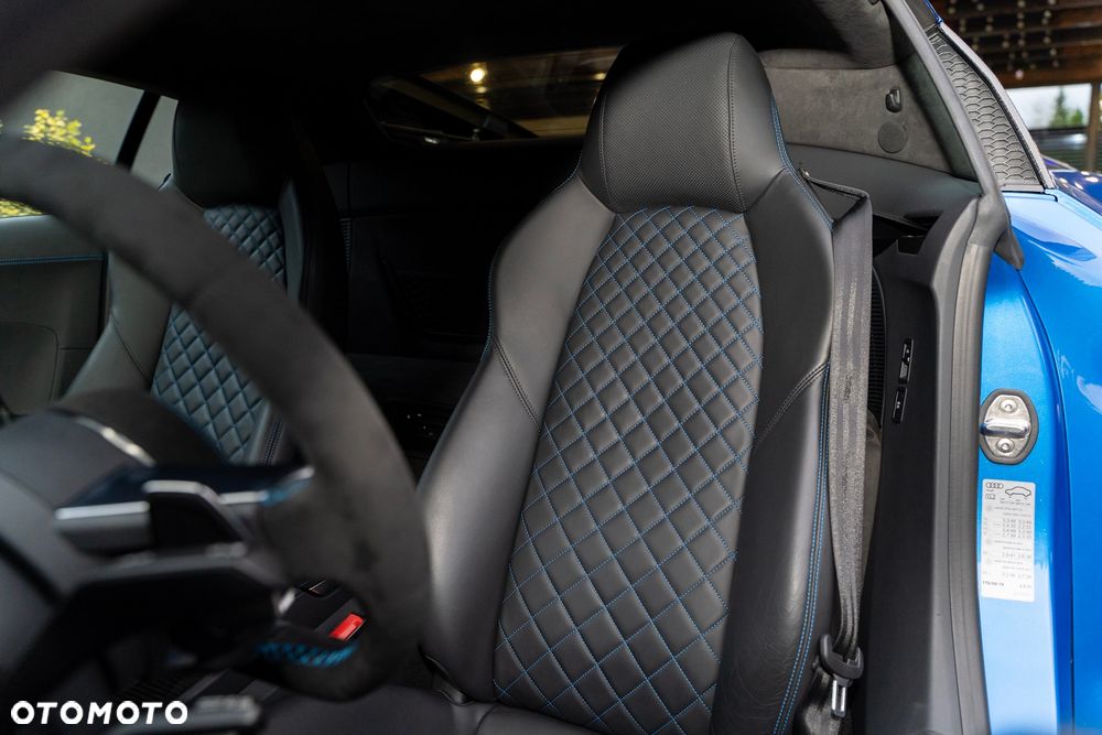 Audi R8 Coupé - 26