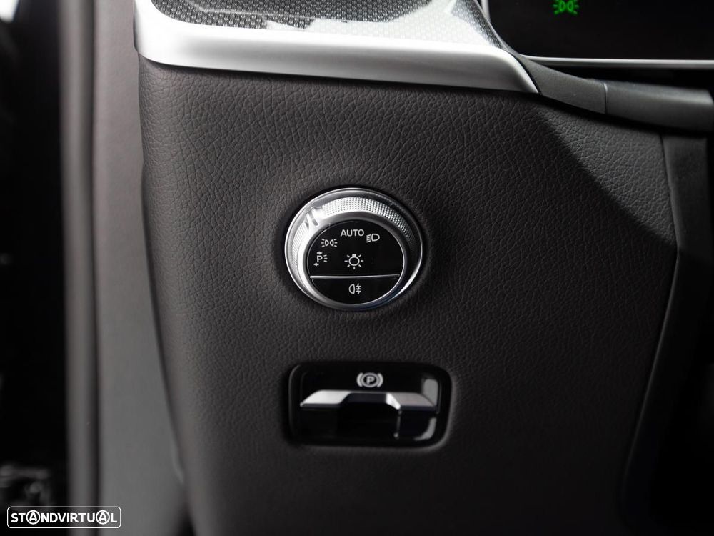 Mercedes-Benz GLC 300 de 4Matic - 24