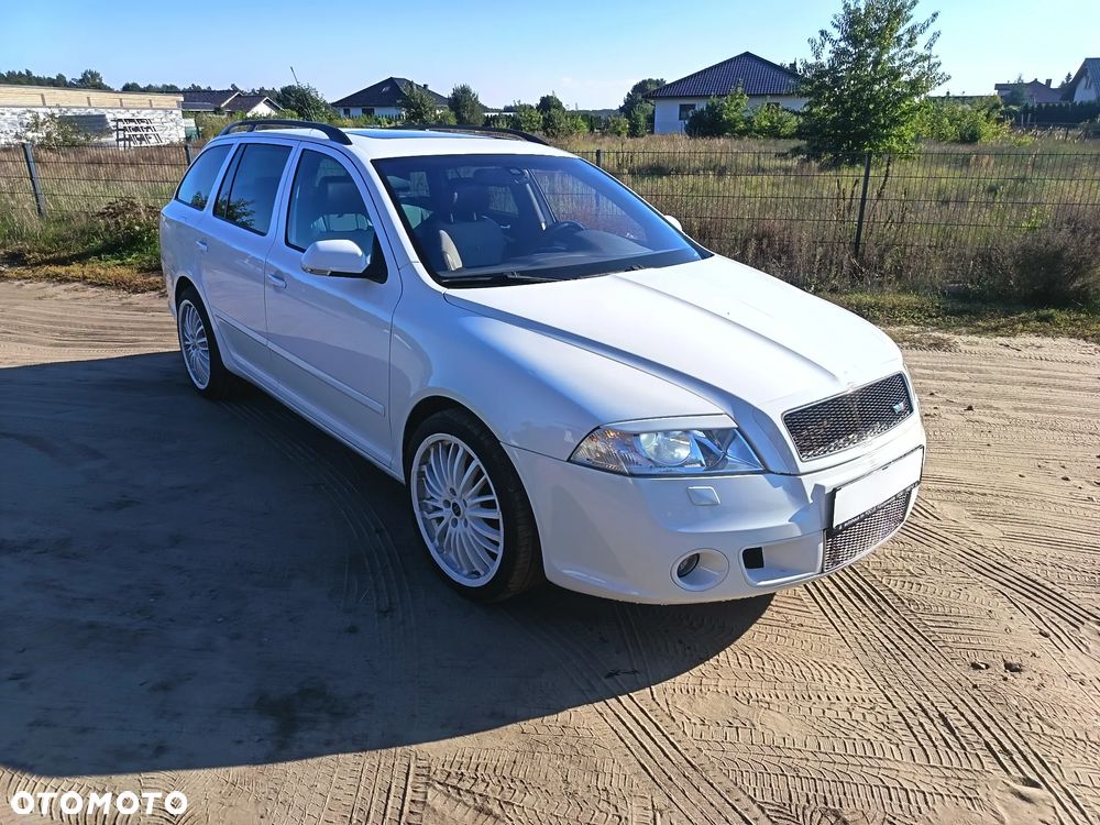 Skoda Octavia 2.0 TFSI RS - 1