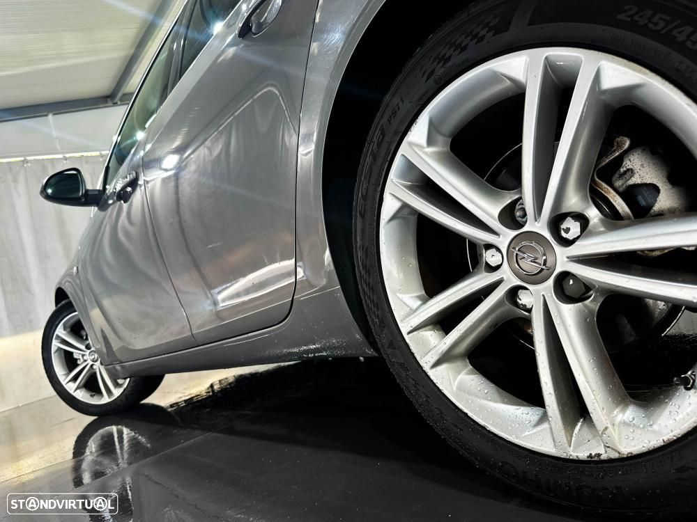 Opel Insignia - 8