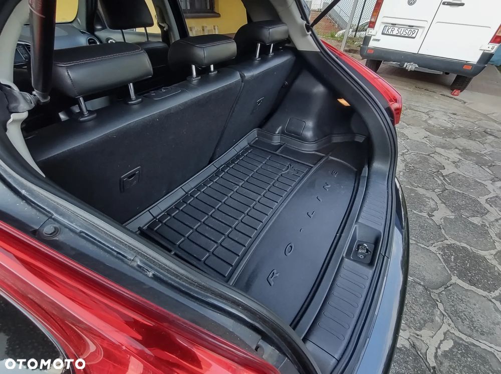 Nissan Juke 1.6 T Tekna - 32