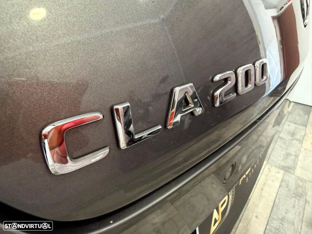 Mercedes-Benz CLA 200 Shooting Brake Style Plus Aut. - 25