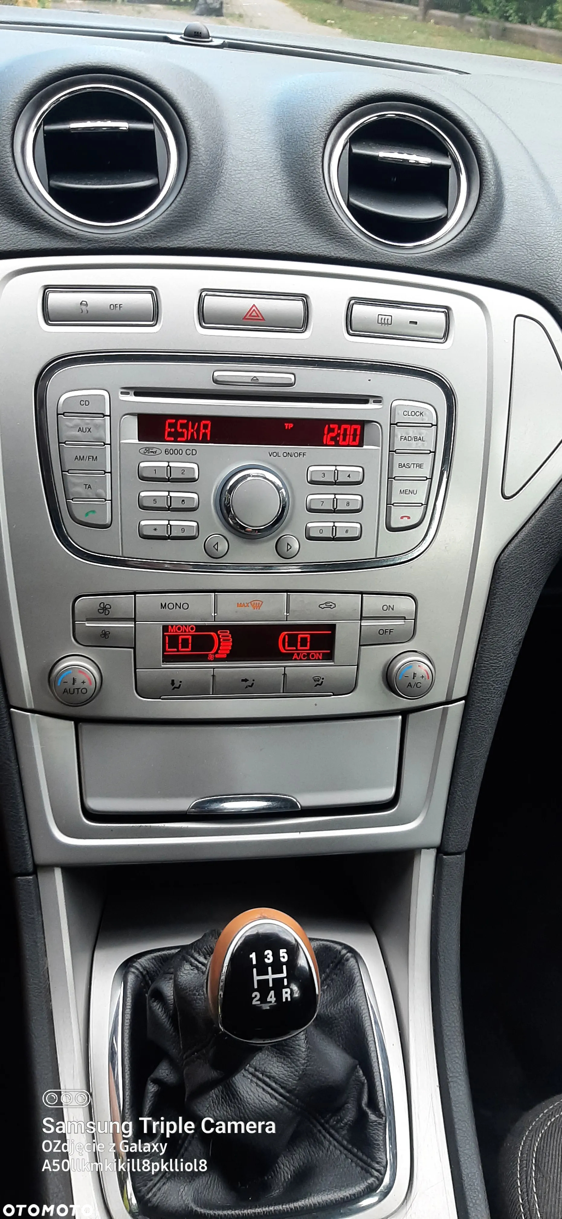 Ford Mondeo 1.6 Silver X - 14