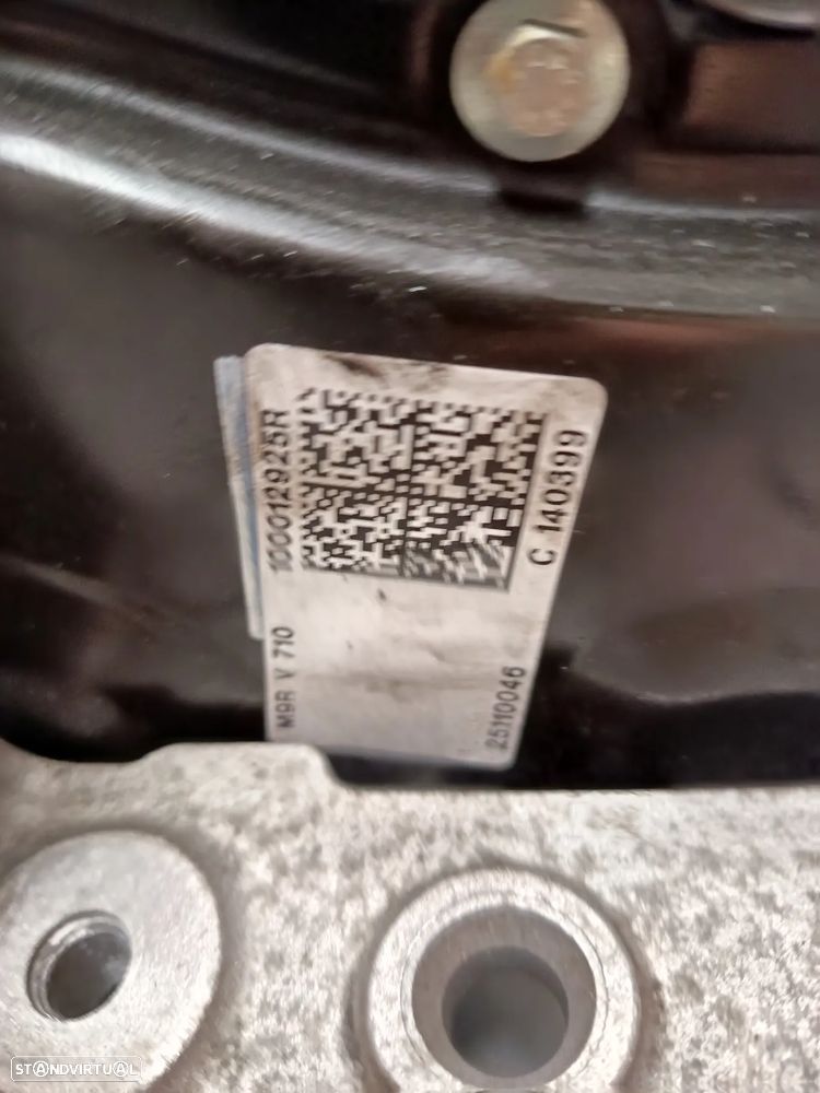 Motor Renault Trafic III 2.0 dCi 120 Ref: M9R710 - 2