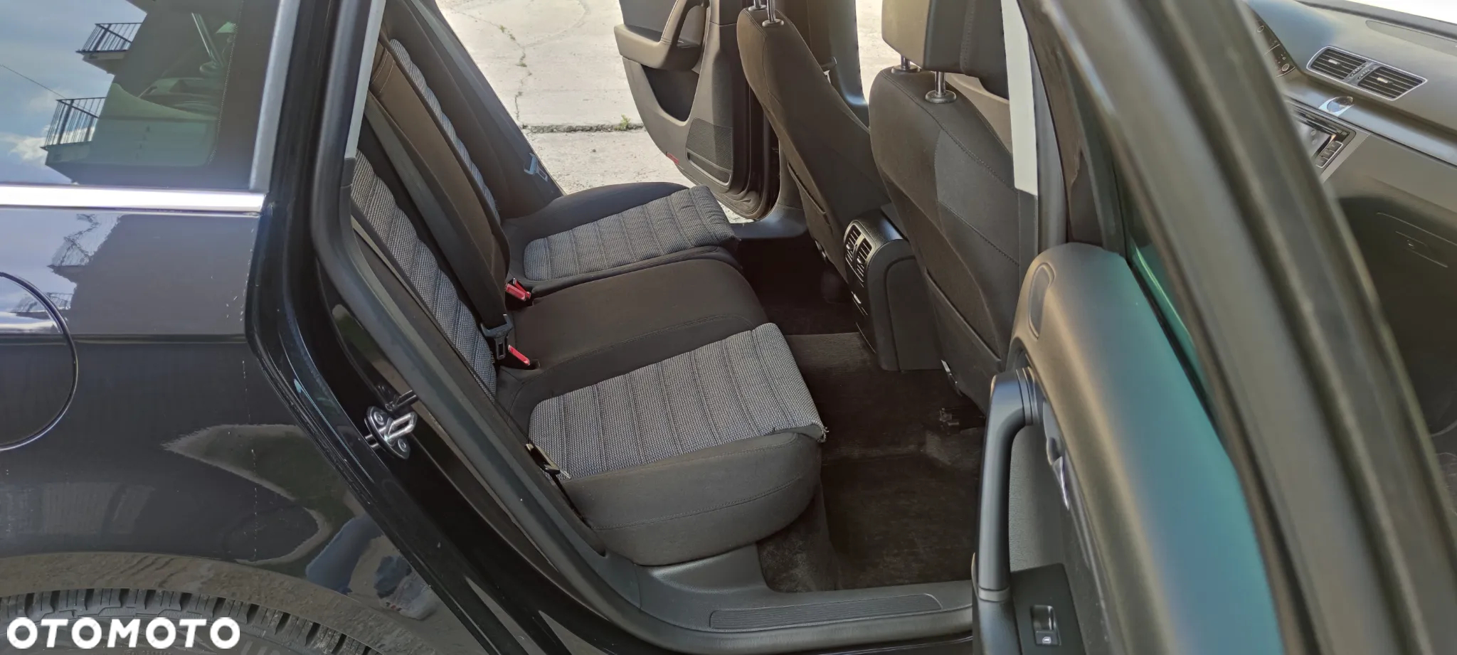 Volkswagen Passat 2.0 TDI Comfortline - 8
