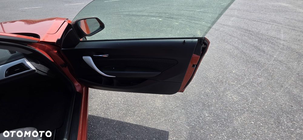 BMW Seria 1 116i - 13