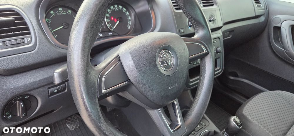 Skoda Fabia 1.2 TSI Ambiente - 27