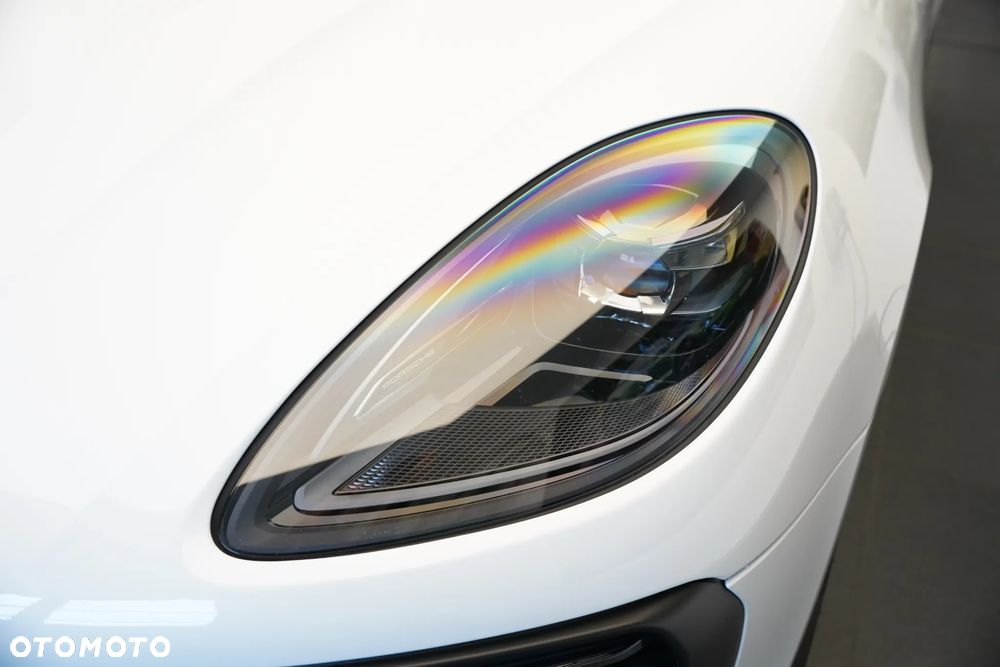 Porsche Macan Standard - 10