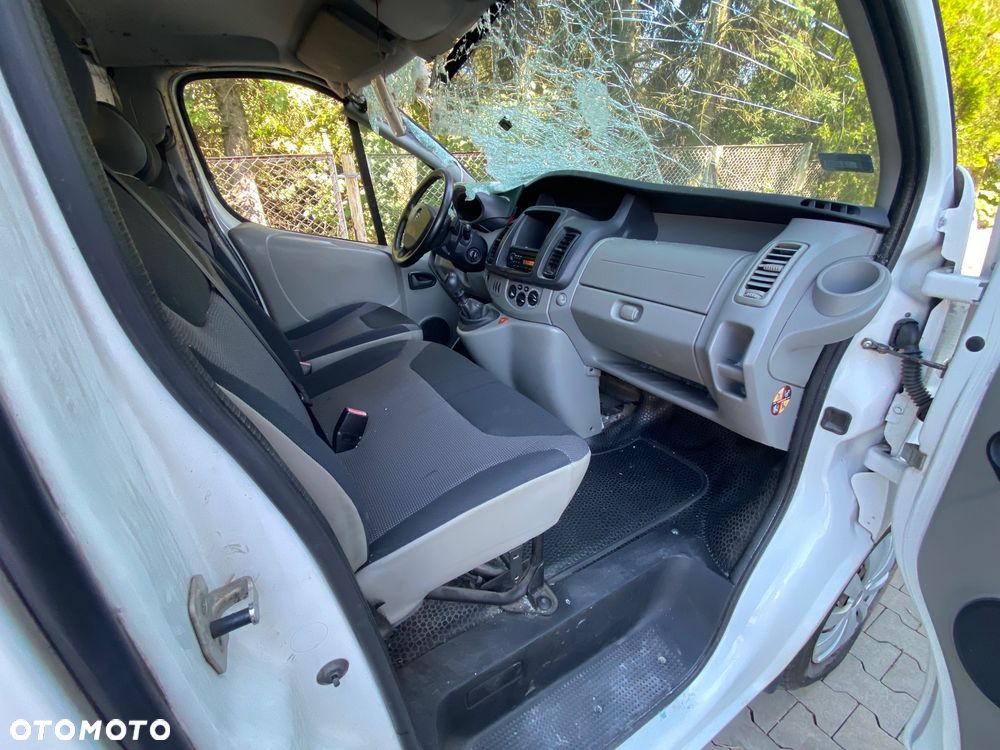 Opel Vivaro Trafic - 6