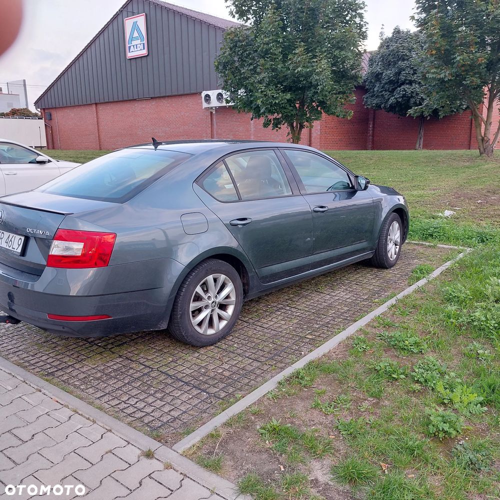 Skoda Octavia 1.5 TSI ACT Ambition - 9