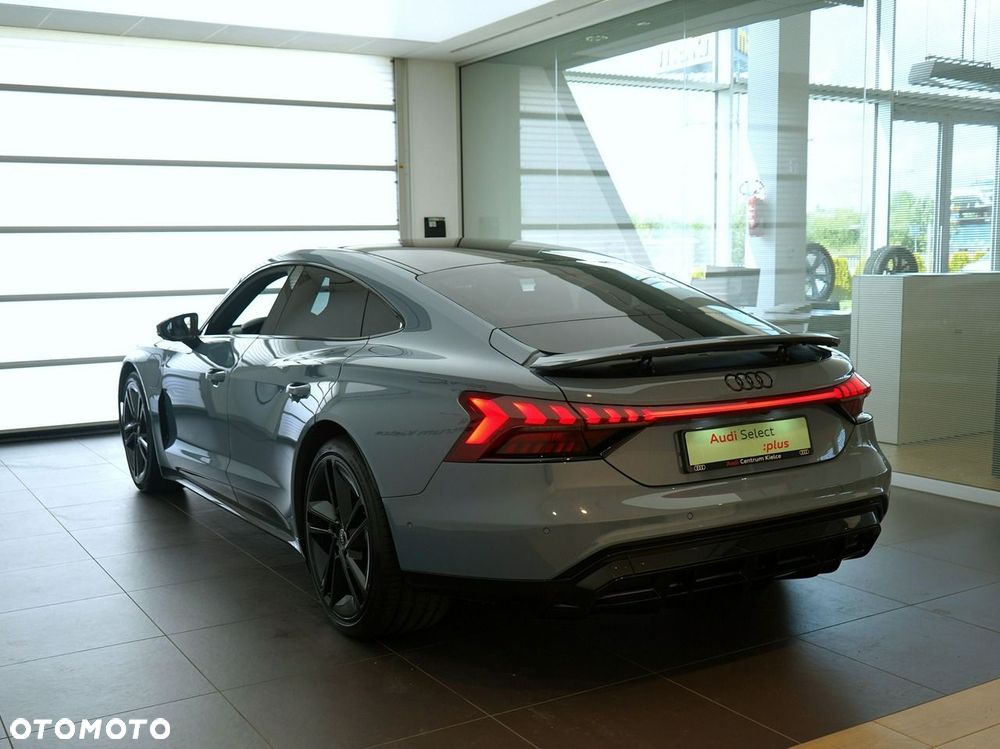 Audi RS e-tron GT - 3