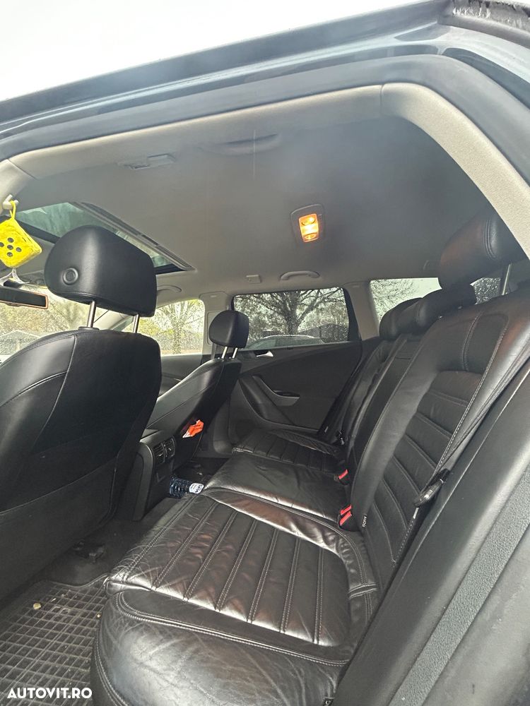 Volkswagen Passat 2.0TDI Highline DPF DSG - 1