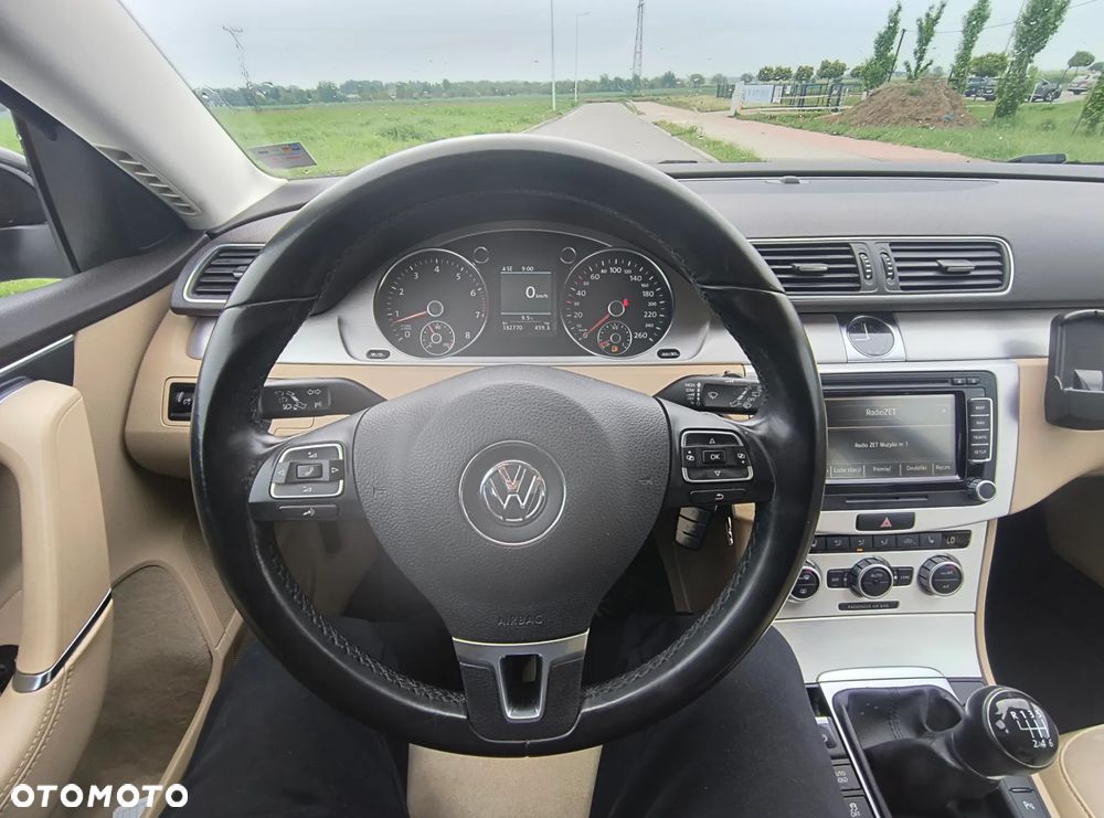 Volkswagen Passat 1.4 TSI Highline - 15