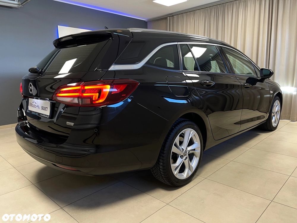 Opel Astra V 1.6 CDTI Dynamic S&S - 3