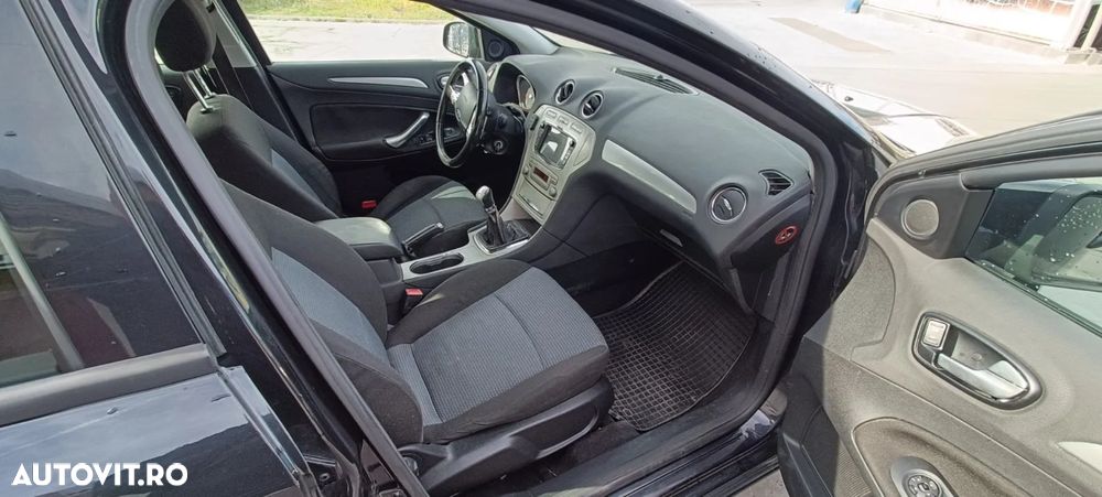 Ford Mondeo 2.0 Trend - 2