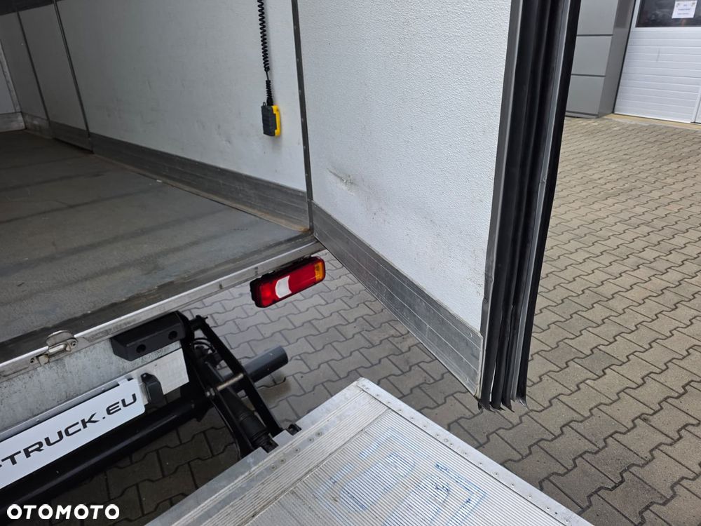 Iveco 50C18 Chłodnia Izoterma Winda 1000 kg ! 8EP + Zasilanie 230V Krajowy ! - 12