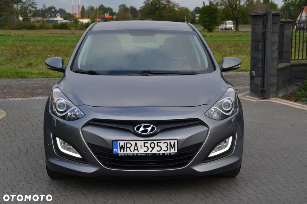 Hyundai i30 i30cw 1.6 Fifa World Cup Edition - 7