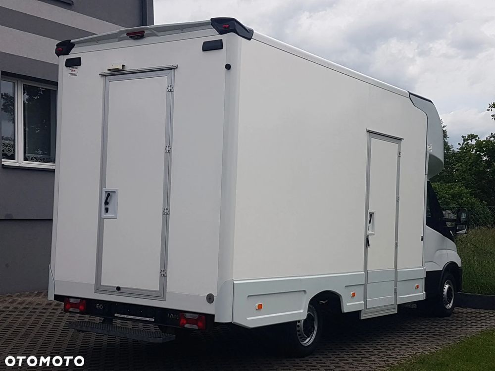 Iveco DAILY KONTENER NISKOPODŁOGOWY 4,43x2,23x2,42 SKLEP FOODTRUCK BAR KLIMA KONIOWÓZ KAMPER - 4