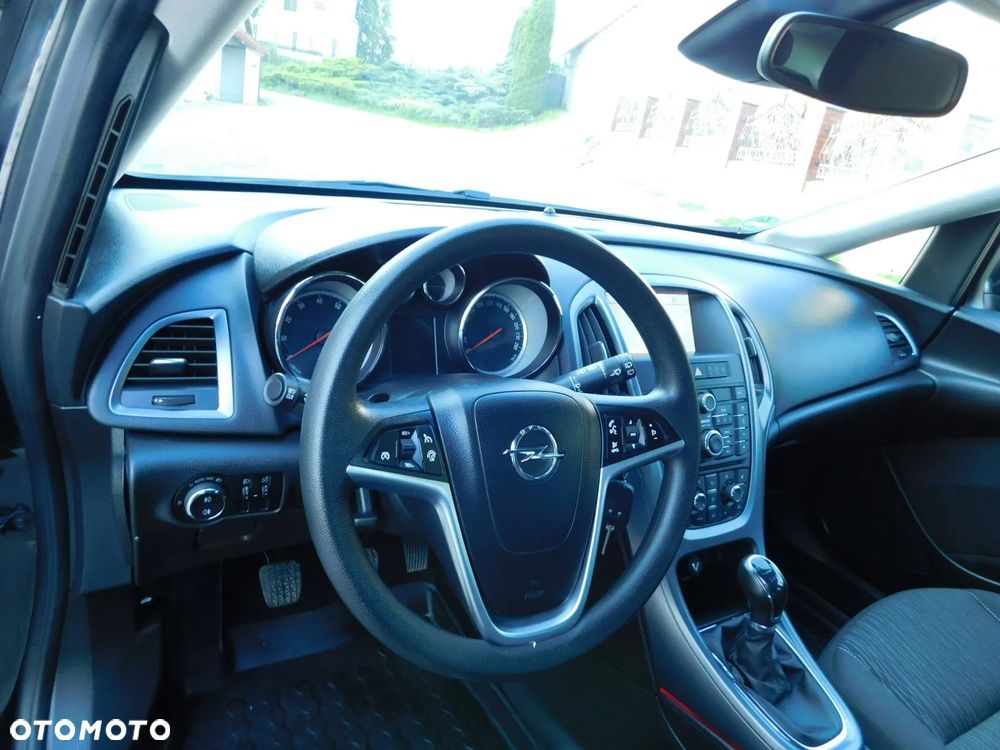 Opel Astra 1.4 Turbo Innovation - 10