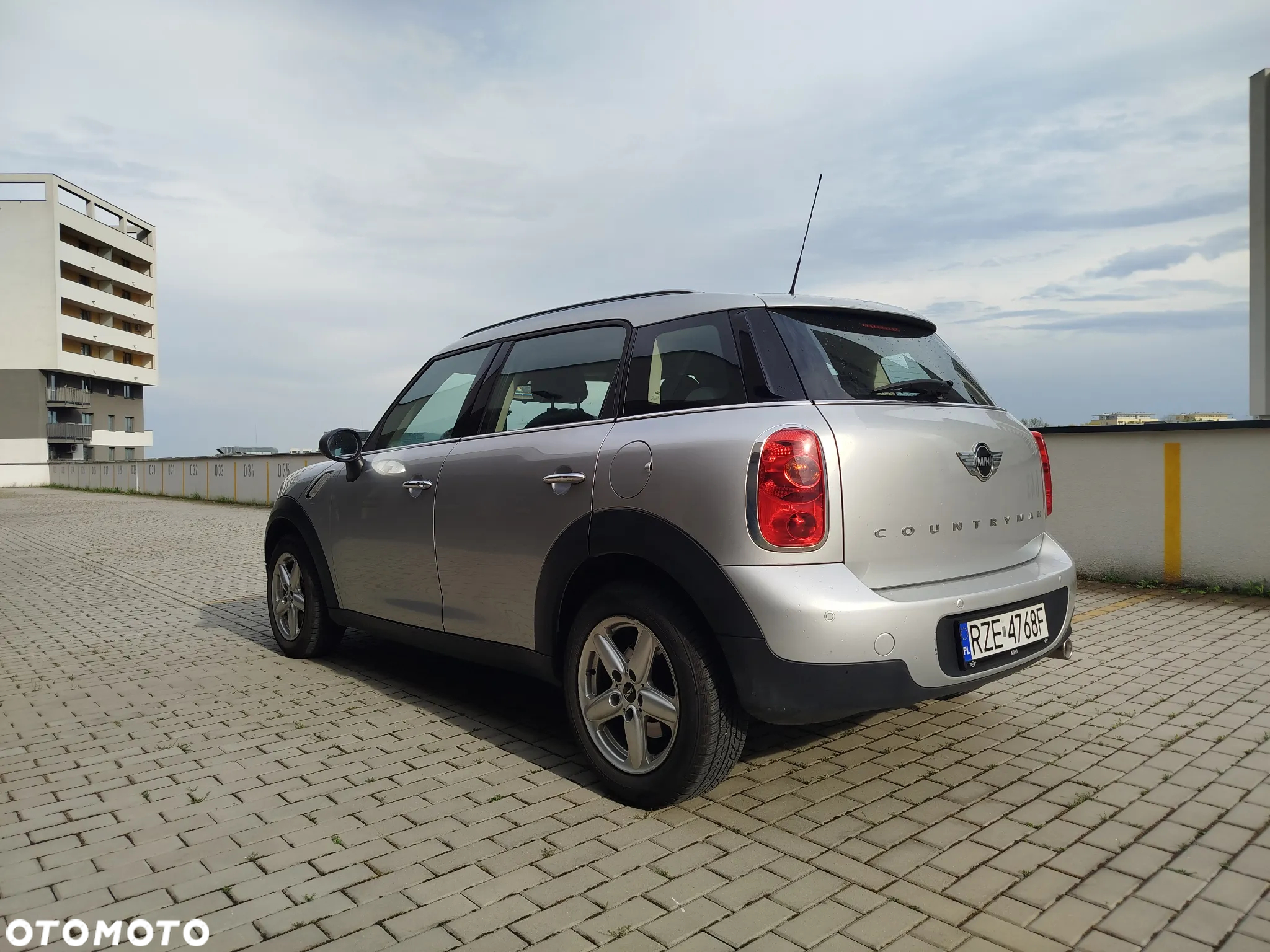 MINI Countryman One D - 19