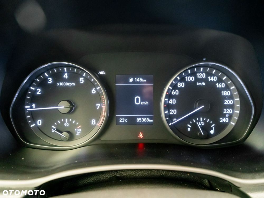 Hyundai i30 1.5 DPI Classic + - 13