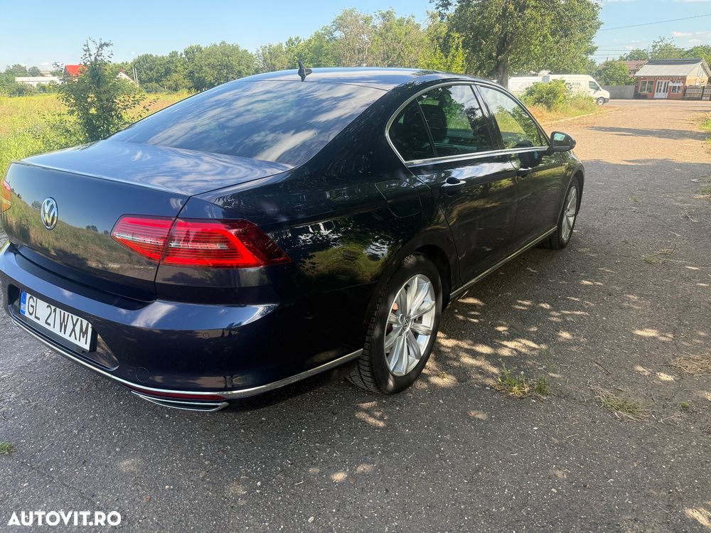Volkswagen Passat 2.0 TDI SCR (BlueMotion Tech) 4Motion D Highline - 3