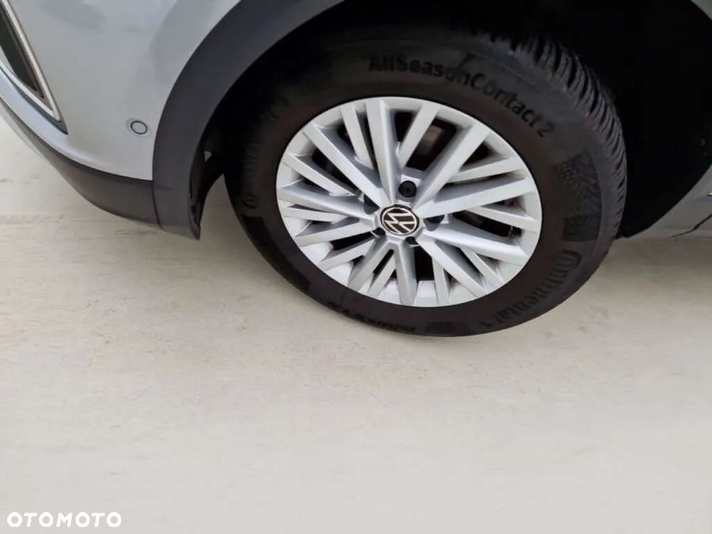 Volkswagen T-Roc 1.5 TSI Life DSG - 17