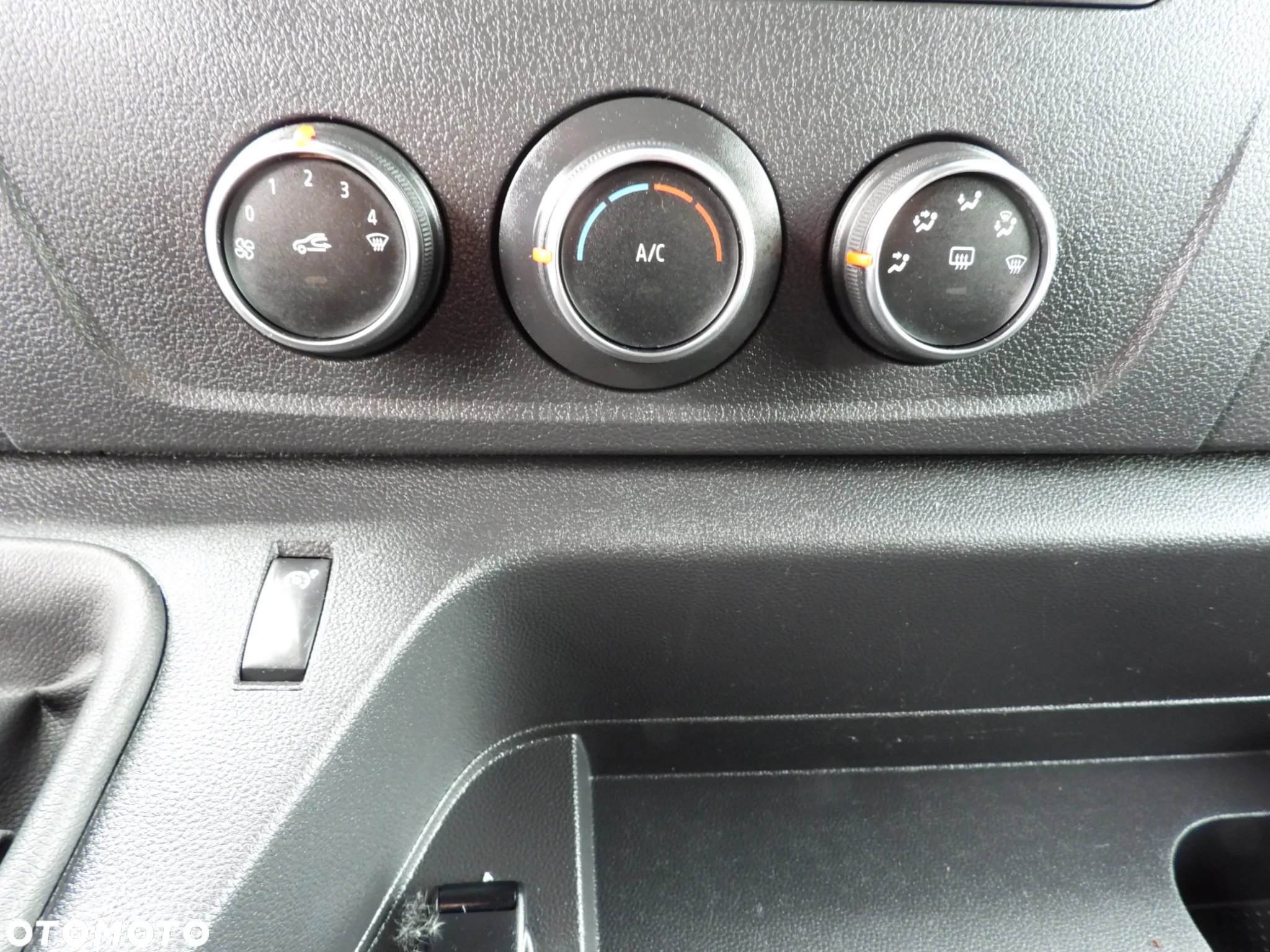 Renault MASTER  PLANDEKA 10 PALET TEMPOMAT LEDY PNEUMATYKA KLIMATYZACJA 165KM [ 755185 ] - 29