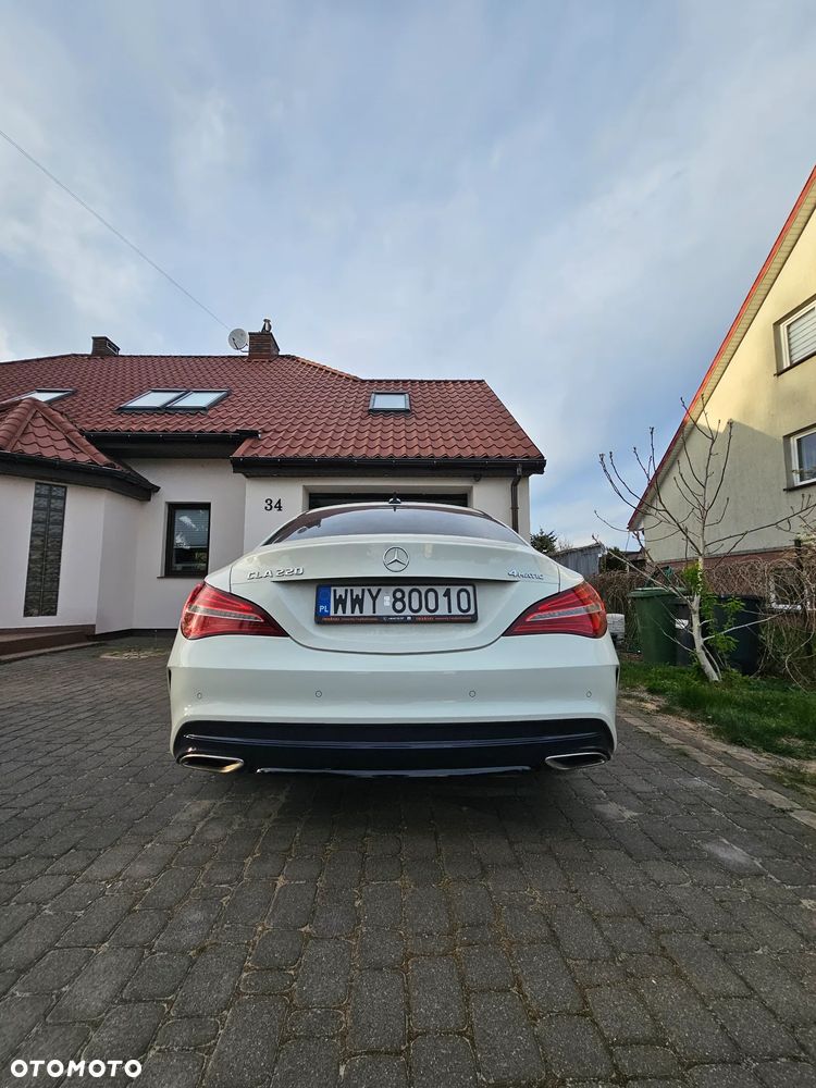 Mercedes-Benz CLA 220 4-Matic - 3