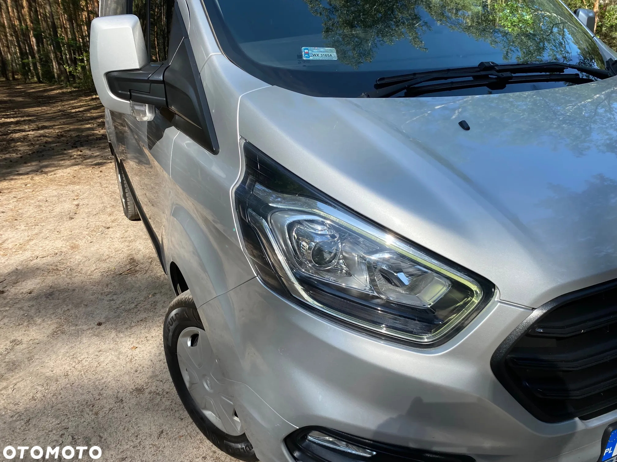 Ford TRANSIT CUSTOM - 13