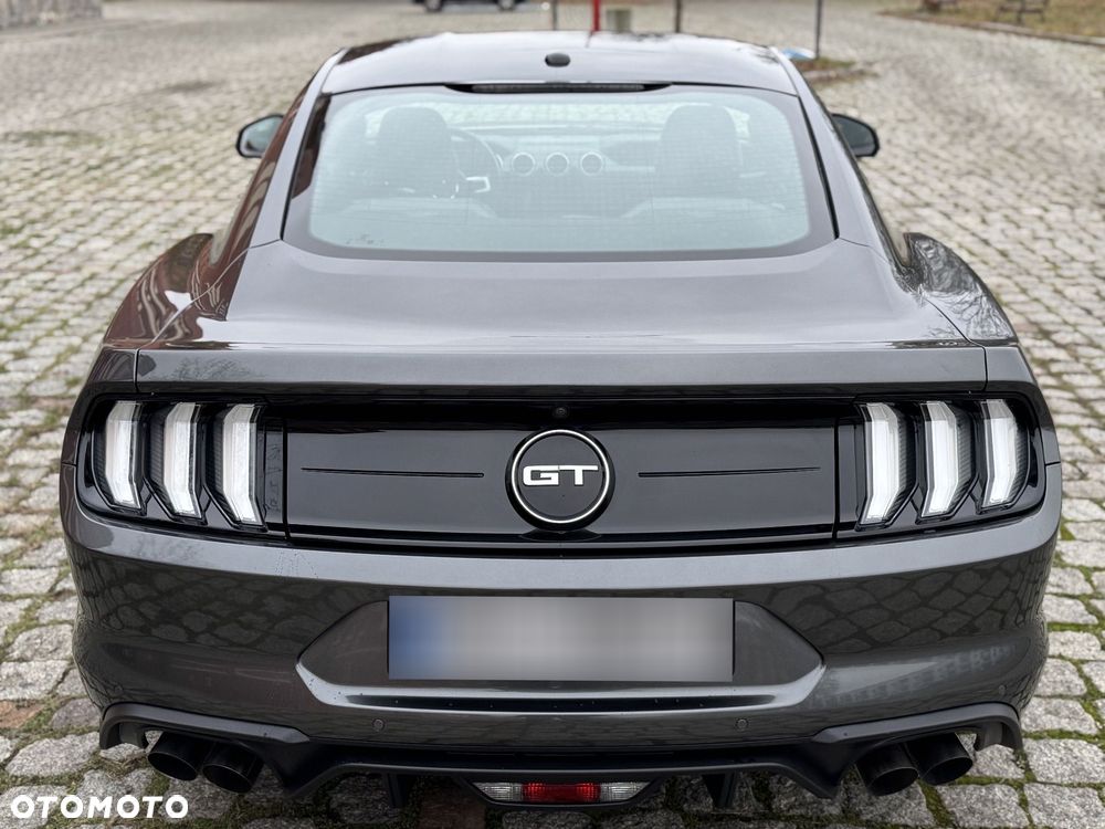 Ford Mustang - 7