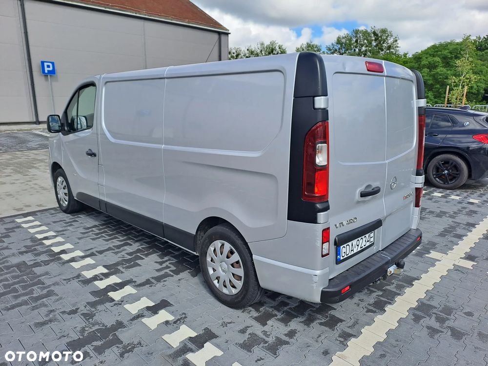 Opel Vivaro - 5