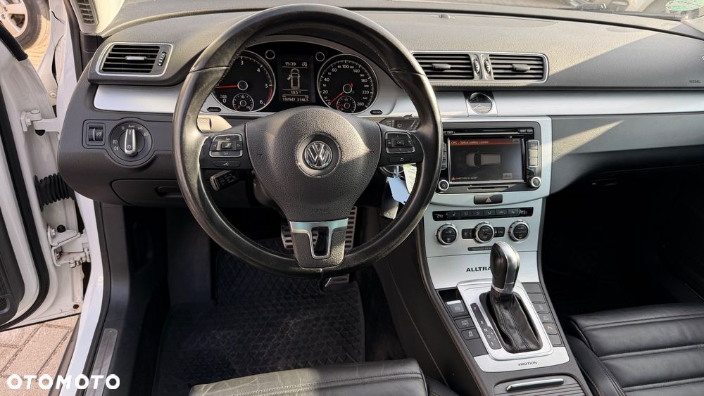 Volkswagen Passat Alltrack - 9