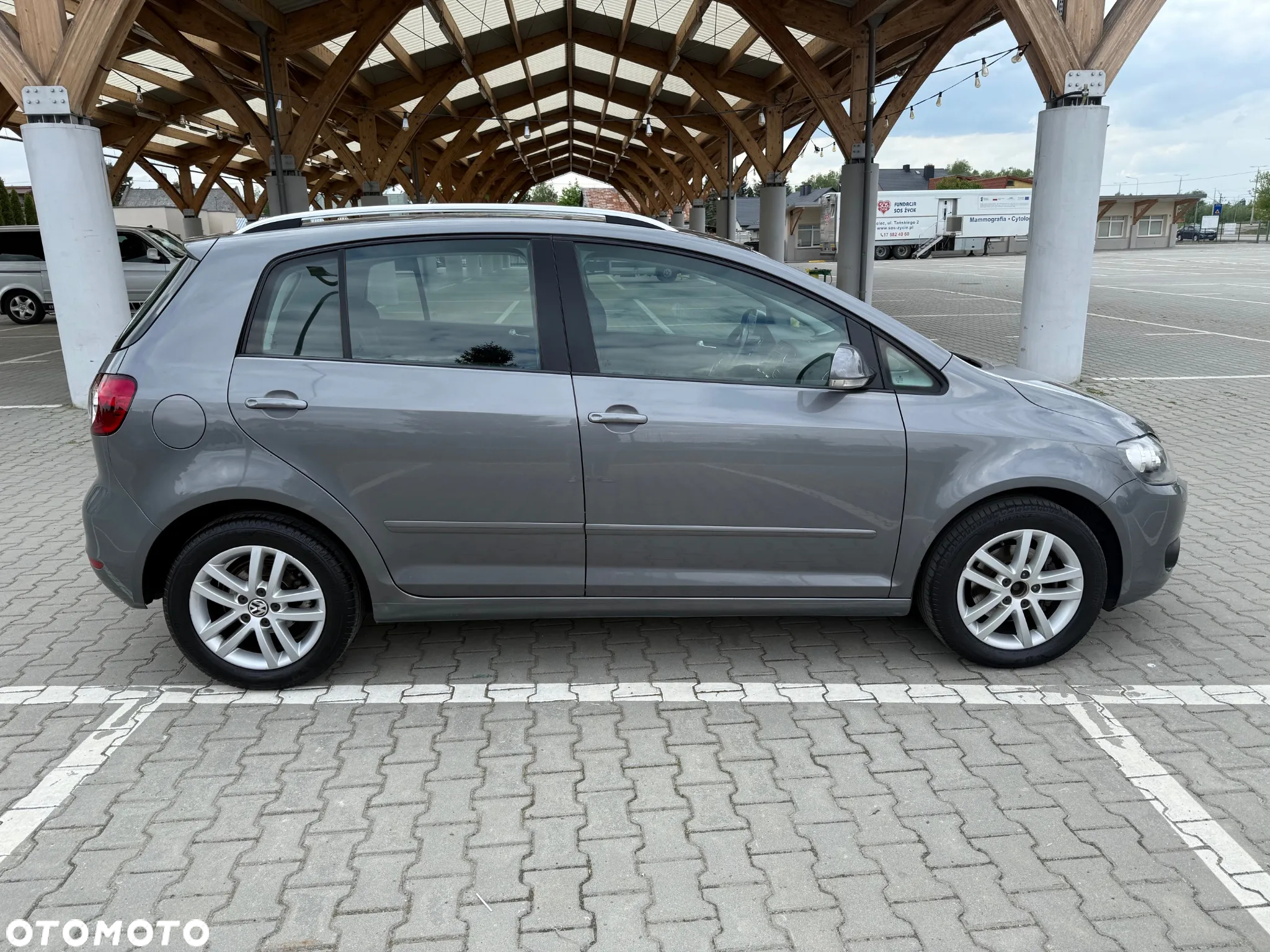 Volkswagen Golf Plus 1.6 TDI Highline DSG - 4