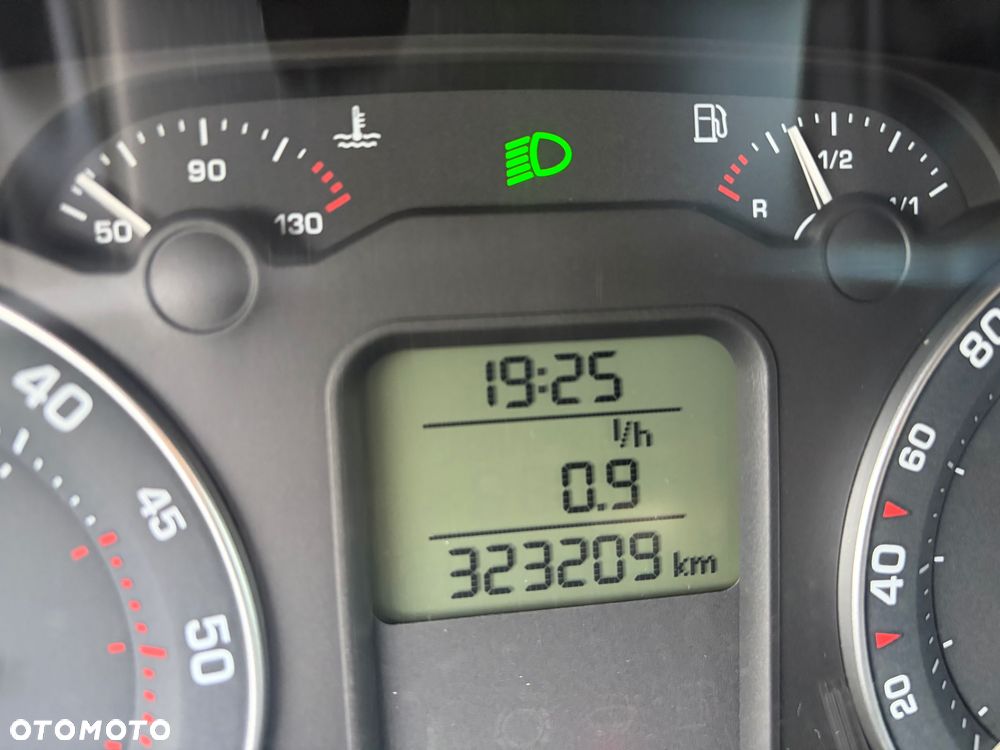 Skoda Octavia - 8
