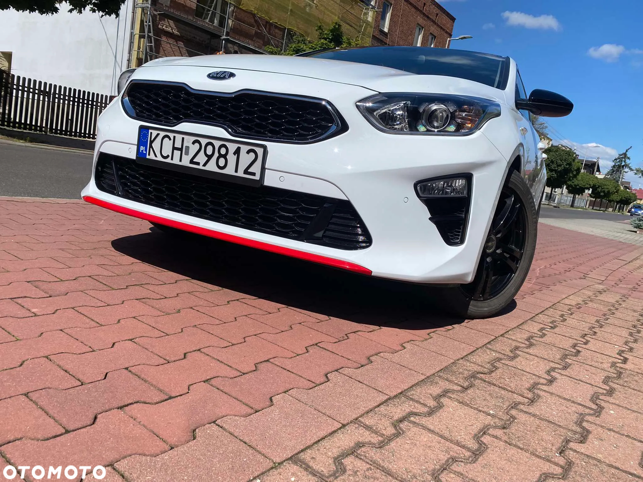 Kia Ceed - 8