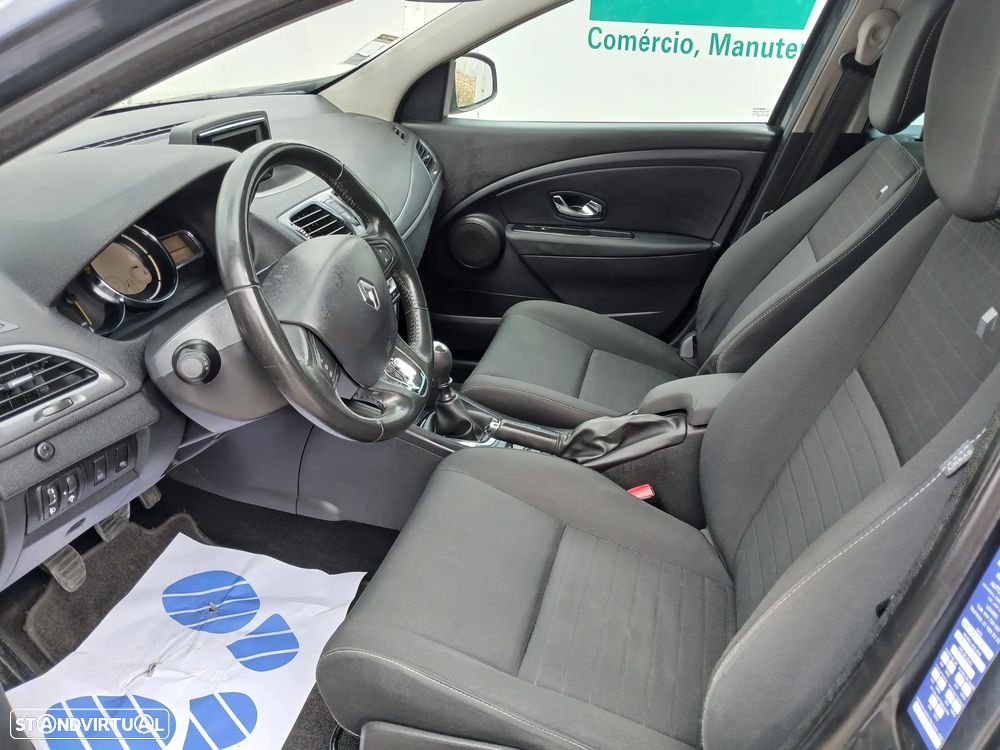 Renault Mégane Sport Tourer 1.5 dCi Limited - 13