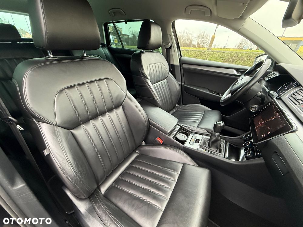 Skoda Superb 2.0 TDI Ambition - 7