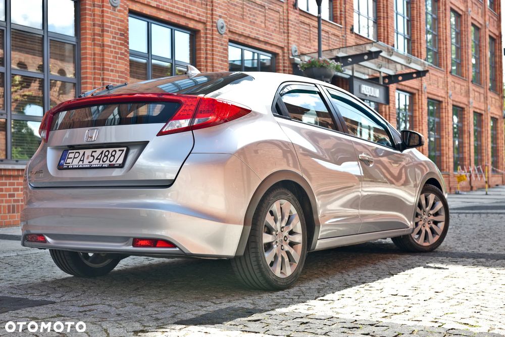 Honda Civic 1.8 i-VTEC Sport - 7