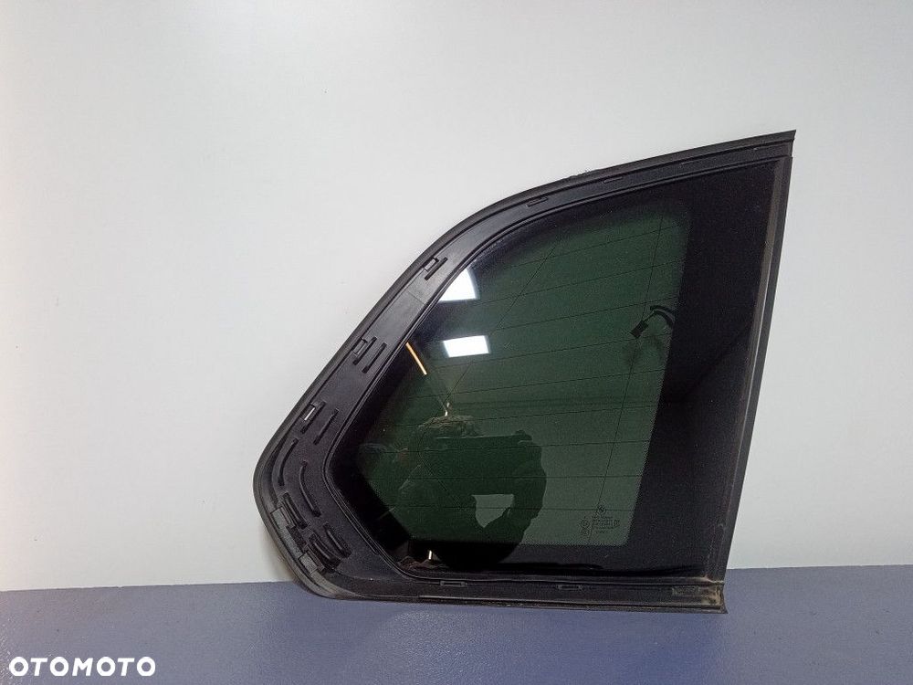 BMW X5 G05 SZYBA KAROSERYJNA TYŁ PRAWA TYLNA 7444082 - 1
