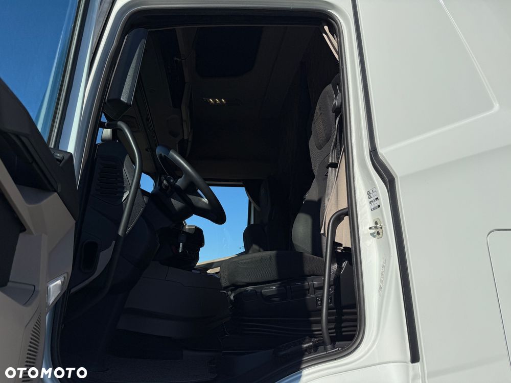 DAF XG - 14