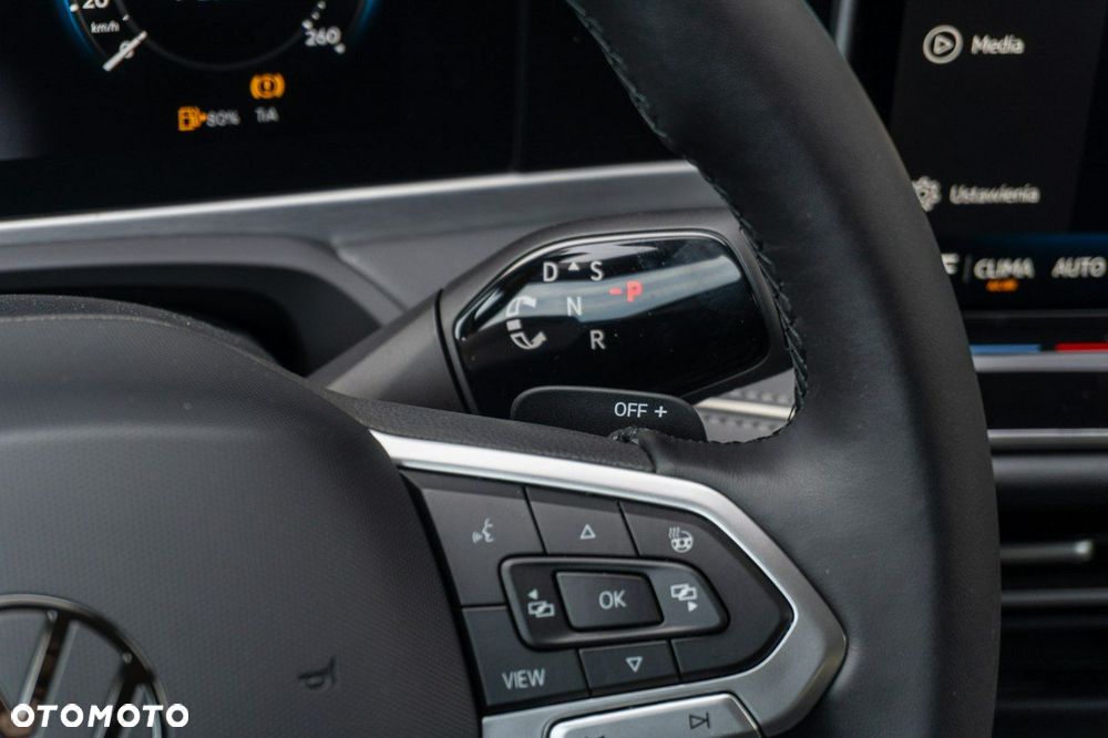 Volkswagen Passat - 19