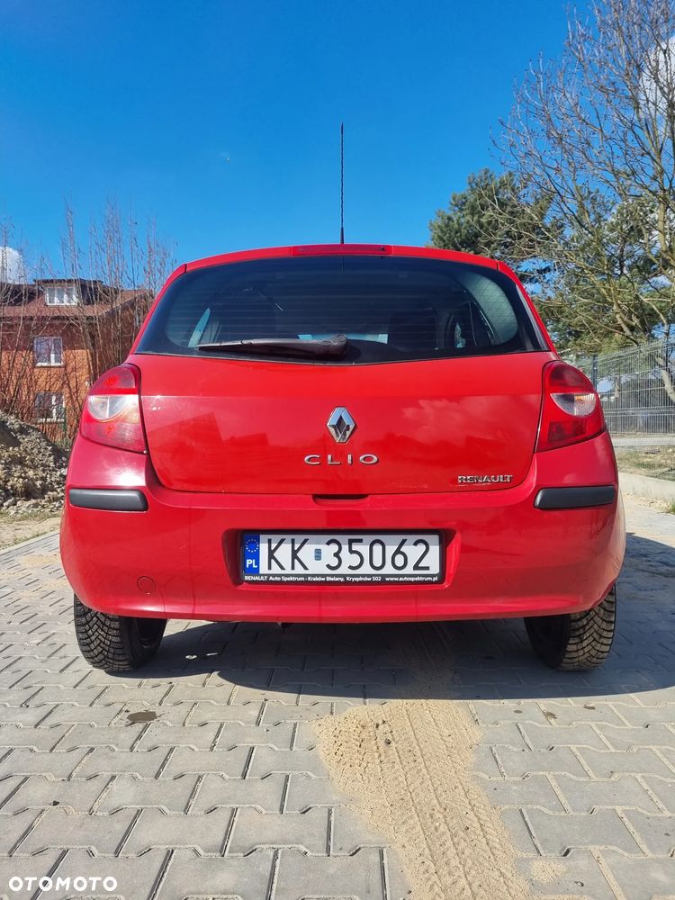 Renault Clio 1.2 16V Expression - 4