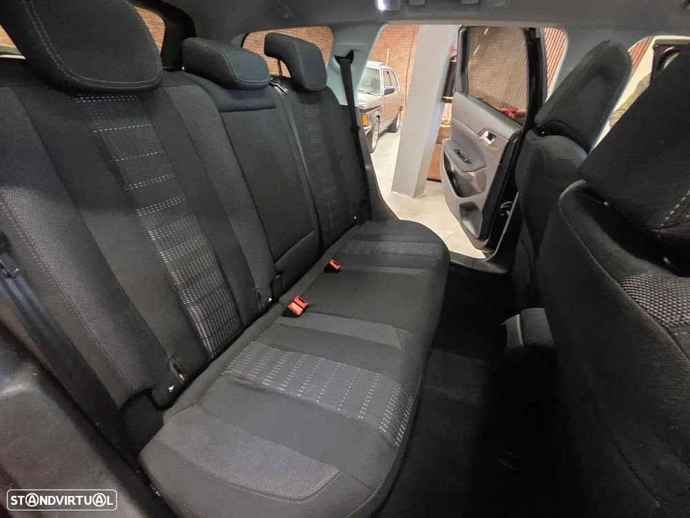 Peugeot 308 SW BlueHDi 120 Stop & Start Active - 24
