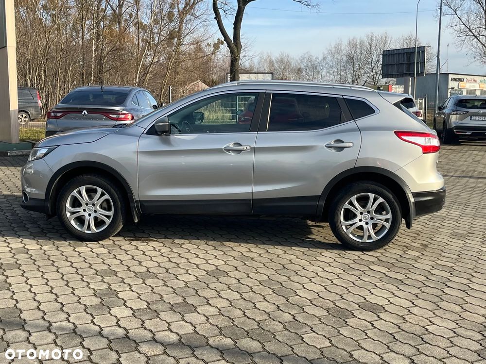 Nissan Qashqai 1.6 DIG-T N-Connecta - 2