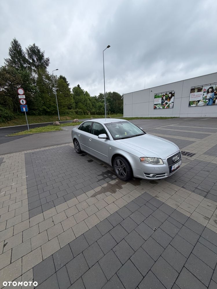 Audi A4 Avant 2.0 TDI - 4