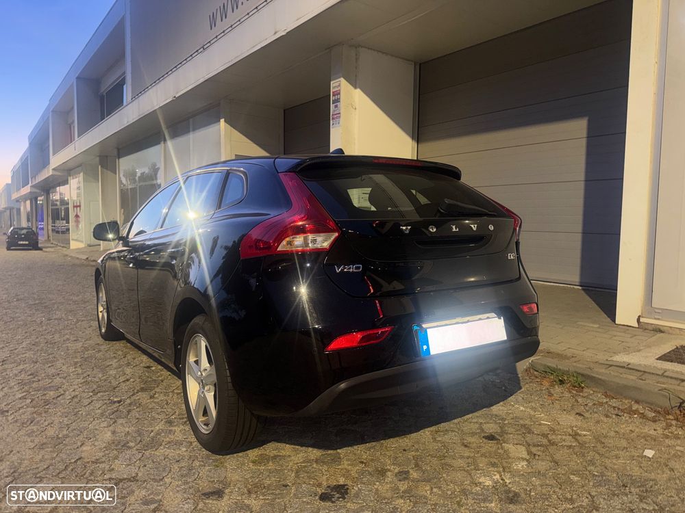 Volvo V40 2.0 D2 Kinetic Eco - 3
